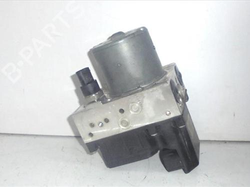 Used ABS pump FIAT ULYSSE (179_) 2.0 (179BXA11, 179BXA1A) (136 hp) 24558857