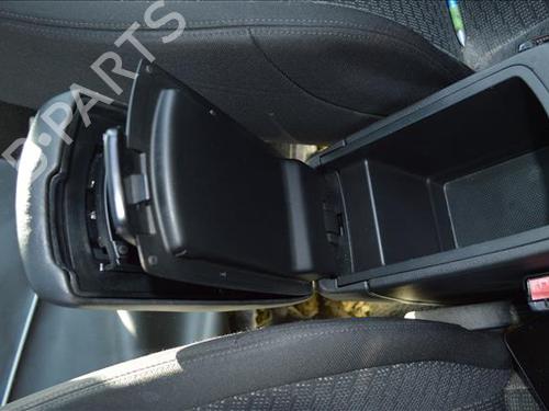 Used Armrest / Center console PEUGEOT 308 I (4A_, 4C_) 1.6 HDi (109 hp) 24560777