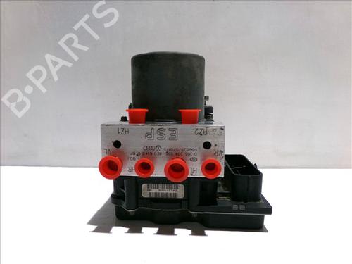 Used ABS pump AUDI A4 B7 (8EC) 2.0 TDI (140 hp) 24857550