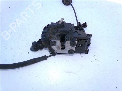 Used Front left lock RENAULT CAPTUR I (J5_, H5_) 0.9 TCe 90 (90 hp) 31082354