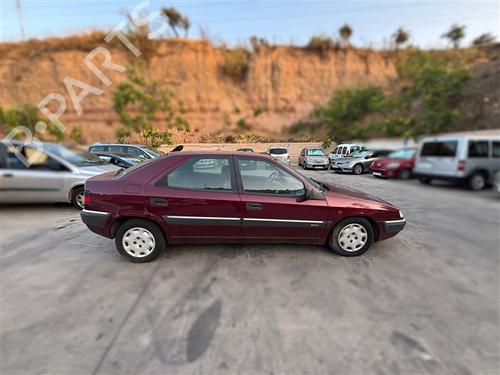 Left headlight CITROËN XANTIA (X1_, X2_) 2.0 HDI 90 | BP28314021C28 