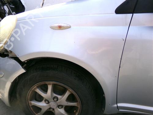 Used Left front fenders TOYOTA YARIS (_P1_) 1.4 D-4D (NLP10_, NLP10R) (75 hp) 28367912