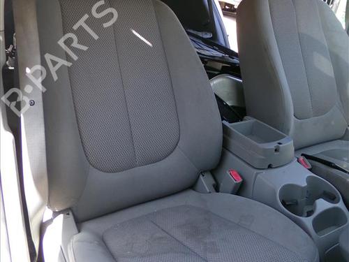 Used Right front seat KIA CARENS III MPV (UN) 2.0 CRDi 140 (140 hp) 24566179