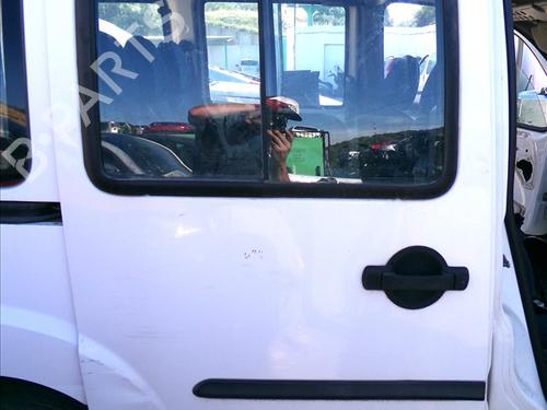 Used Right rear door FIAT DOBLO Box Body/MPV (223_) 1.3 JTD 16V (70 hp) 25835693