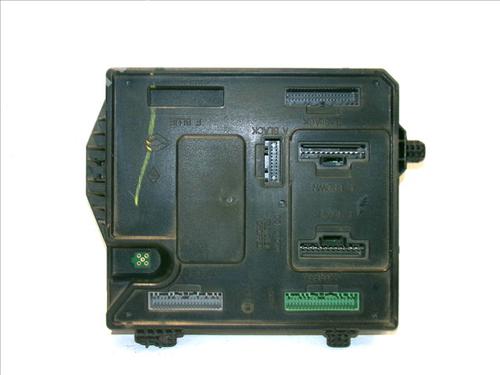 Used Electronic module RENAULT MEGANE III Hatchback (BZ0/1_, B3_) 1.5 dCi (86 hp) 24568883
