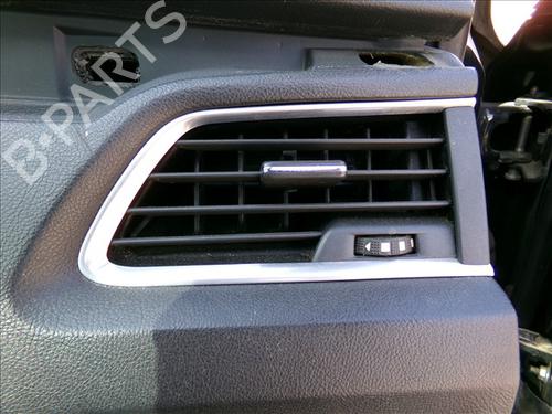 Used Air vent PEUGEOT 508 SW I (8E_) 2.0 HDi (163 hp) 27099239