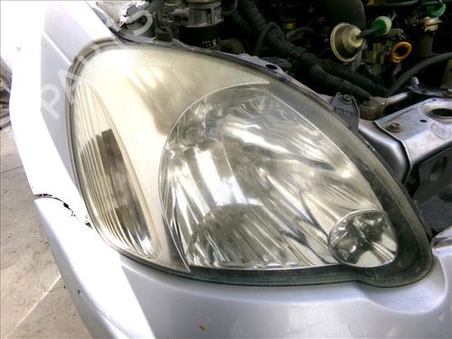 Used Right headlight TOYOTA YARIS (_P1_) 1.4 D-4D (NLP10_, NLP10R) (75 hp) 28451493