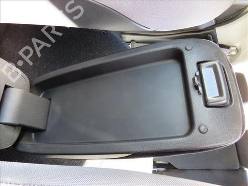 Used Armrest / Center console HONDA CIVIC IX (FK) 1.4 i-VTEC (FK1) (99 hp) 24559679
