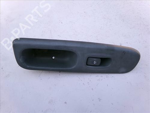Used Right front window switch RENAULT TWINGO I (C06_) 1.2 16V (C06C, C06D, C06K) (75 hp) 26949380