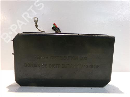 Used Fuse box FORD MONDEO II (BAP) 1.8 i (115 hp) 30187065