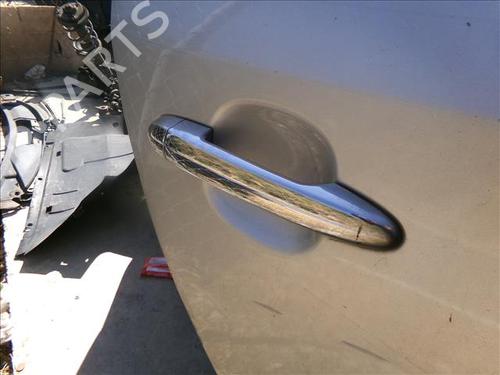 Used Rear right exterior door handle KIA CARENS III MPV (UN) 2.0 CRDi 140 (140 hp) 24566212