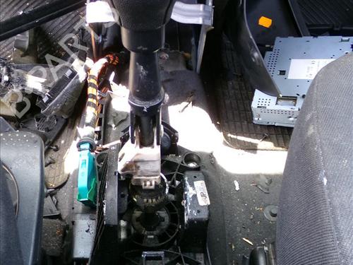 Levier de vitesses OPEL MERIVA A MPV (X03) 1.6 (E75) (87 hp) 27444448