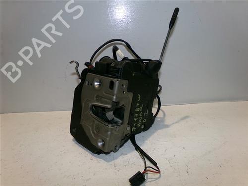 Used Front left lock MERCEDES-BENZ C-CLASS (W203) C 200 Kompressor (203.045) (163 hp) 30156960