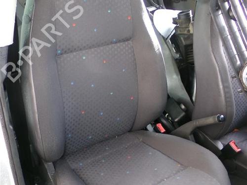 Used Right front seat VW POLO IV (9N_, 9A_) 1.4 TDI (75 hp) 30437689