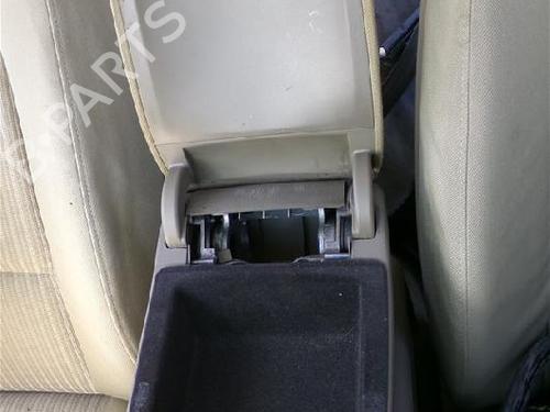 Armrest / Center console AUDI A6 C6 Avant (4F5) 2.0 TDI | BP25302063I20 