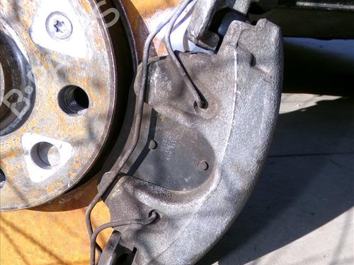 Used Right front brake caliper AUDI A3 (8P1) 2.0 TDI (140 hp) 28974593