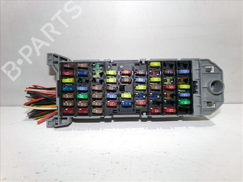 Used Fuse box OPEL MERIVA A MPV (X03) 1.7 CDTI (E75) (100 hp) 24858744