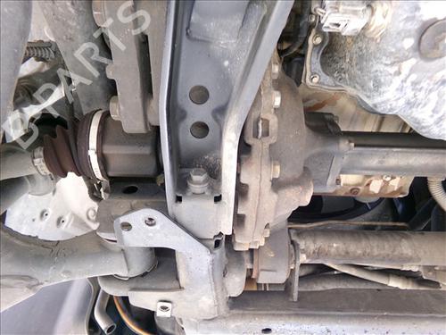 Front differential LAND ROVER RANGE ROVER SPORT I (L320) 2.7 D 4x4 | BP28123717M23 
