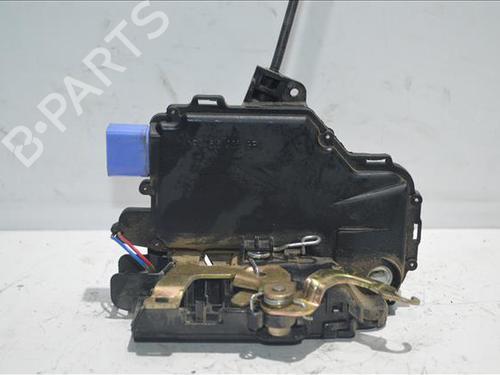 Venstre fortil lås SKODA ROOMSTER (5J7) 1.4 TDI (80 hp) 24557484