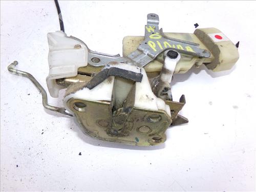Venstre foran lås TOYOTA YARIS (_P1_) 1.4 D-4D (NLP10_, NLP10R) (75 hp) 28367923