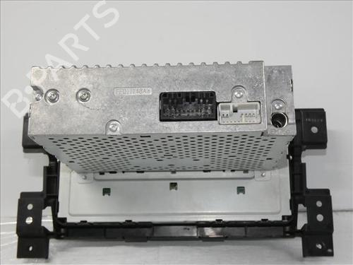 Radio SUZUKI GRAND VITARA II (JT, TE, TD) 1.9 DDiS All-wheel Drive (JT419, TD44, JB419WD, JB419XD,... | BP24556633E6 