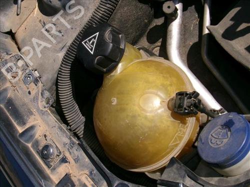 Used Expansion tank PEUGEOT 307 (3A/C) 2.0 HDi 90 (90 hp) 25254966