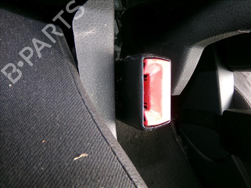 Used Seat buckle VW POLO IV (9N_, 9A_) 1.4 TDI (75 hp) 30437735