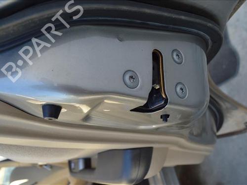 Used Rear right lock NISSAN X-TRAIL I (T30) 2.5 4x4 (165 hp) 24560276