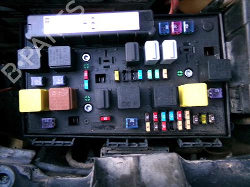 Used Fuse box OPEL ZAFIRA / ZAFIRA FAMILY B (A05) 1.9 CDTI (M75) (150 hp) 27474508