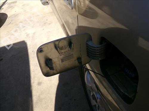 Fuel flap KIA CARENS II MPV (FJ) 2.0 CRDi | BP25279897C131 