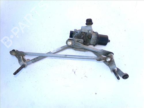 Used Front wiper motor RENAULT CAPTUR I (J5_, H5_) 0.9 TCe 90 (90 hp) 31082392