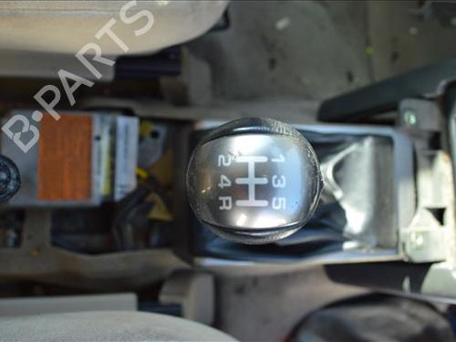 Gearknop NISSAN X-TRAIL I (T30) 2.5 4x4 (165 hp) 24560299
