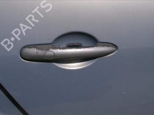 Høyre bak utvendig håndtak RENAULT SCÉNIC II (JM0/1_) 1.9 dCi (JM0G, JM12, JM1G, JM2C) (120 hp) 25733868