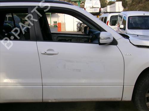 Used Right front door SUZUKI GRAND VITARA II (JT, TE, TD) 1.9 DDiS All-wheel Drive (JT419, TD44, JB419WD, JB419XD,... (129 hp) 25753095