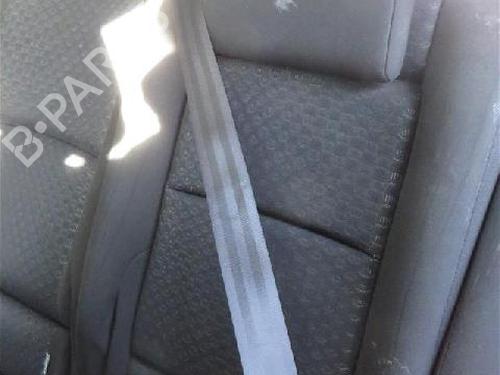 Used Rear center seatbelt TOYOTA VERSO (_R2_) 2.0 D-4D (AUR20_, AUR20R) (126 hp) 24558803