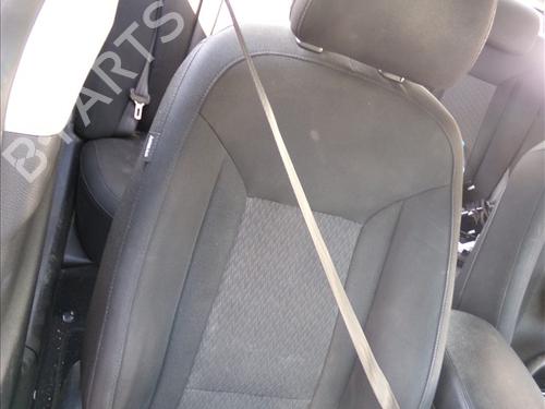 Used Front right seatbelt HYUNDAI i40 I (VF) 1.7 CRDi (116 hp) 26409137