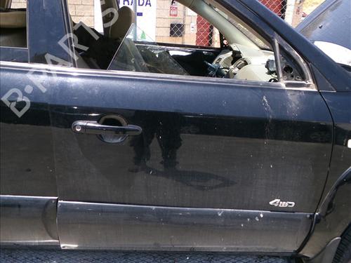 Used Right front door HYUNDAI TUCSON (JM) 2.0 CRDi (140 hp) 27444486