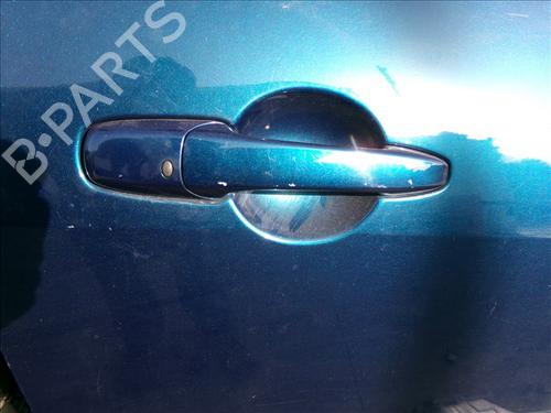 Używane Klamka zewnętrzna drzwi przednich prawych MAZDA 5 (CR) 2.0 CD (CR19) (143 hp) 27978941