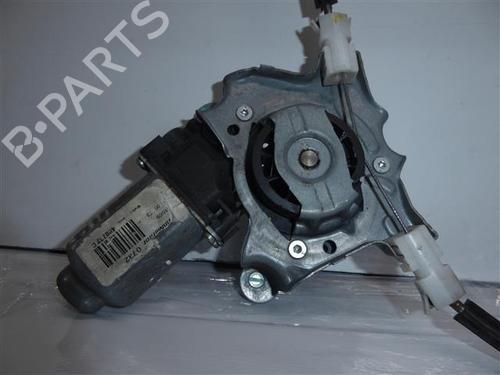 Alzavetro anteriore destra RENAULT SCÉNIC I MPV (JA0/1_, FA0_) 1.9 dTi (JA1U) (80 hp) 24555868