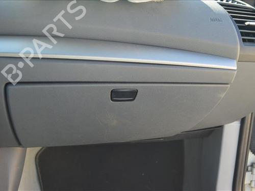 Used Glove box BMW 1 (E87) 118 d (122 hp) 24562411