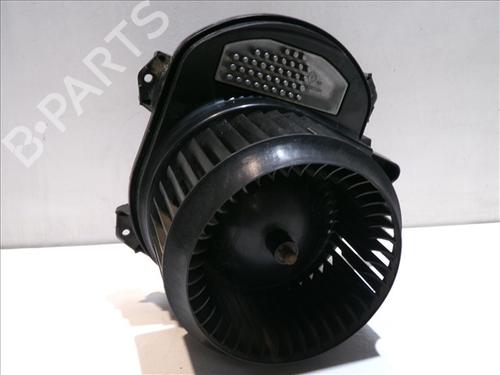 Used Heater blower motor MERCEDES-BENZ B-CLASS Sports Tourer (W246, W242) B 200 CDI (246.201) (136 hp) 28179972