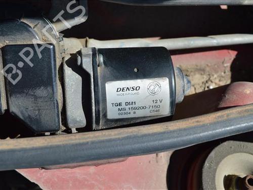 Used Front wiper motor FIAT PANDA (141_) 1100 4x4 (54 hp) 24561786