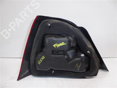 Høyre baklys ROVER 25 I Hatchback (RF) 2.0 iDT (101 hp) 24555412