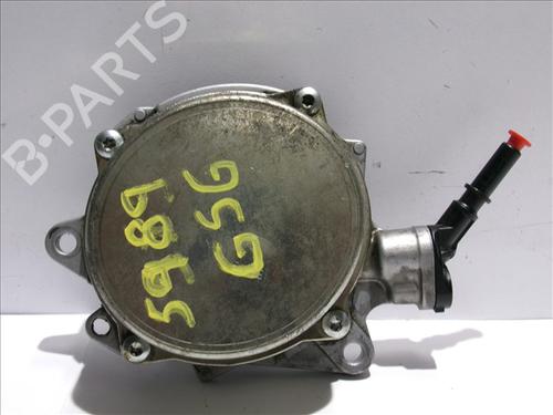 Used Vacuum pump MITSUBISHI SAVRIN 2.4 (162 hp) 24860861