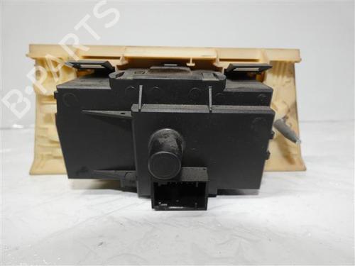 Used Headlight switch BMW 3 (E90) 320 d (163 hp) 24556213