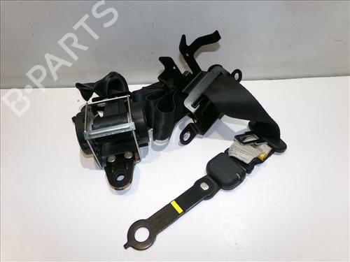 Used Rear center seatbelt TOYOTA VERSO (_R2_) 2.0 D-4D (AUR20_, AUR20R) (126 hp) 24558803