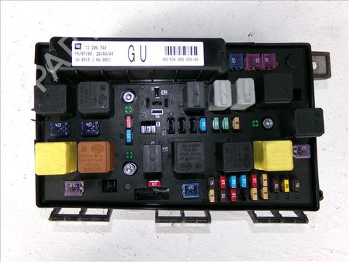Used Fuse box OPEL ASTRA H CLASSIC Estate (A04) 1.7 CDTi (L35) (110 hp) 30835869