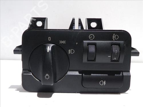 Used Headlight switch BMW 3 (E46) 320 d (136 hp) 24568649