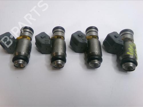 Used Injector RENAULT VEL SATIS (BJ0_) 2.0 16V Turbo (BJ0K) (163 hp) 26204783
