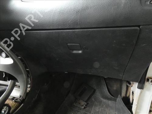 Used Glove box NISSAN TERRANO II (R20) 2.7 TDi 4WD (125 hp) 24558619